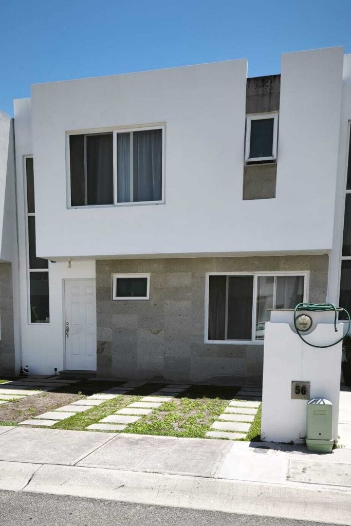 CASA EN VENTA en Corregidora Paseos del Bosque Modelo Naranjo